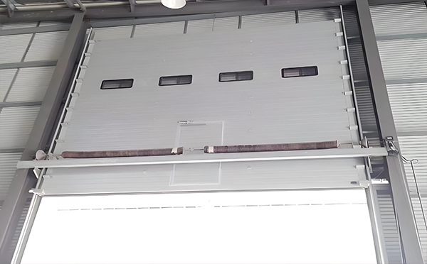 凤翔工业滑升门