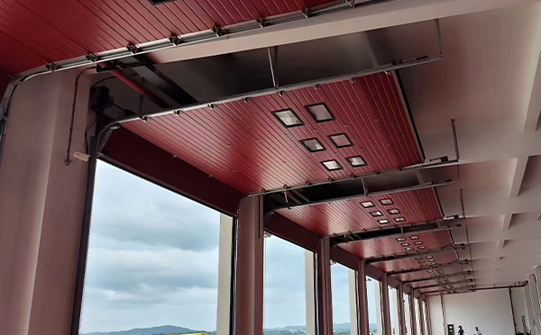 凤翔工业翻板门