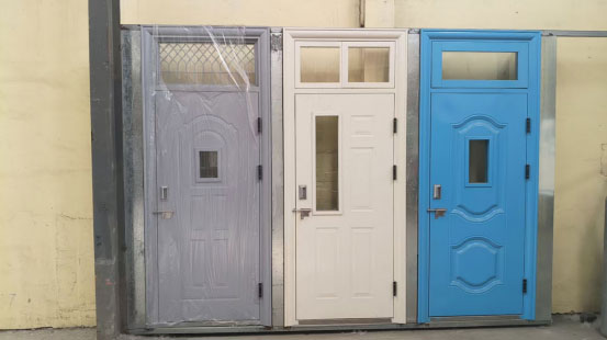 凤翔学校教室门 凤翔学校教室门