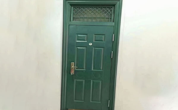 凤翔学校教室门