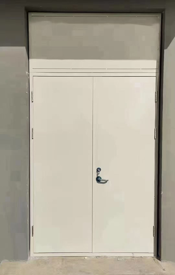 展览馆项目完成大跨度凤翔防火门安装